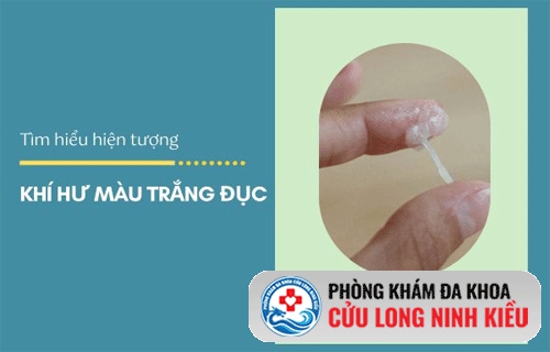 Ra nhiều khí hư màu trắng đục, có mùi hôi là dấu hiệu bệnh gì?