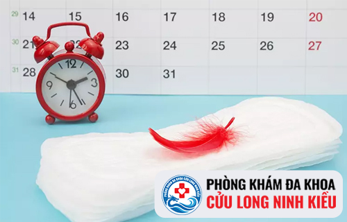 Ra máu sau kỳ kinh 1 tuần